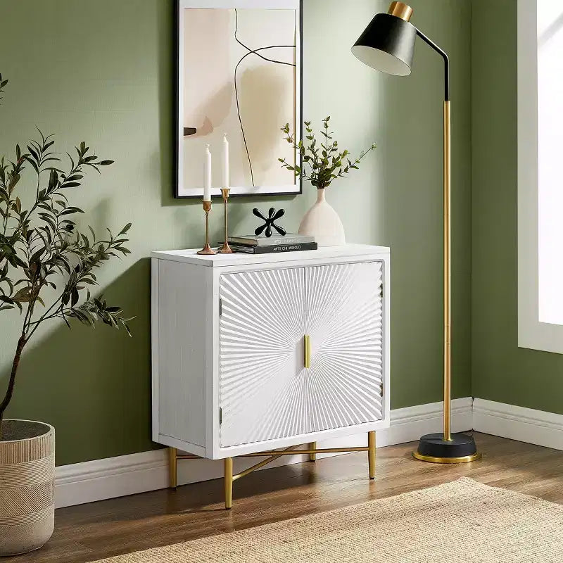 Madia Moderna in Legno con Ante Decorate a Rilievo